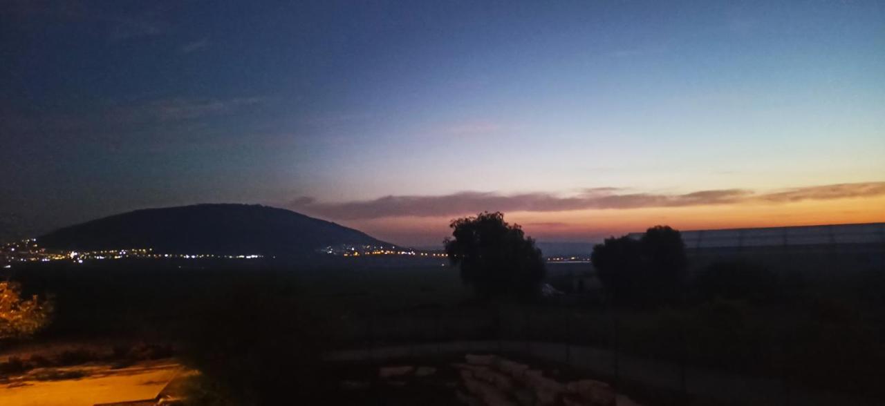 Tavor View נוף תבור Apartamento Dovrat Exterior foto